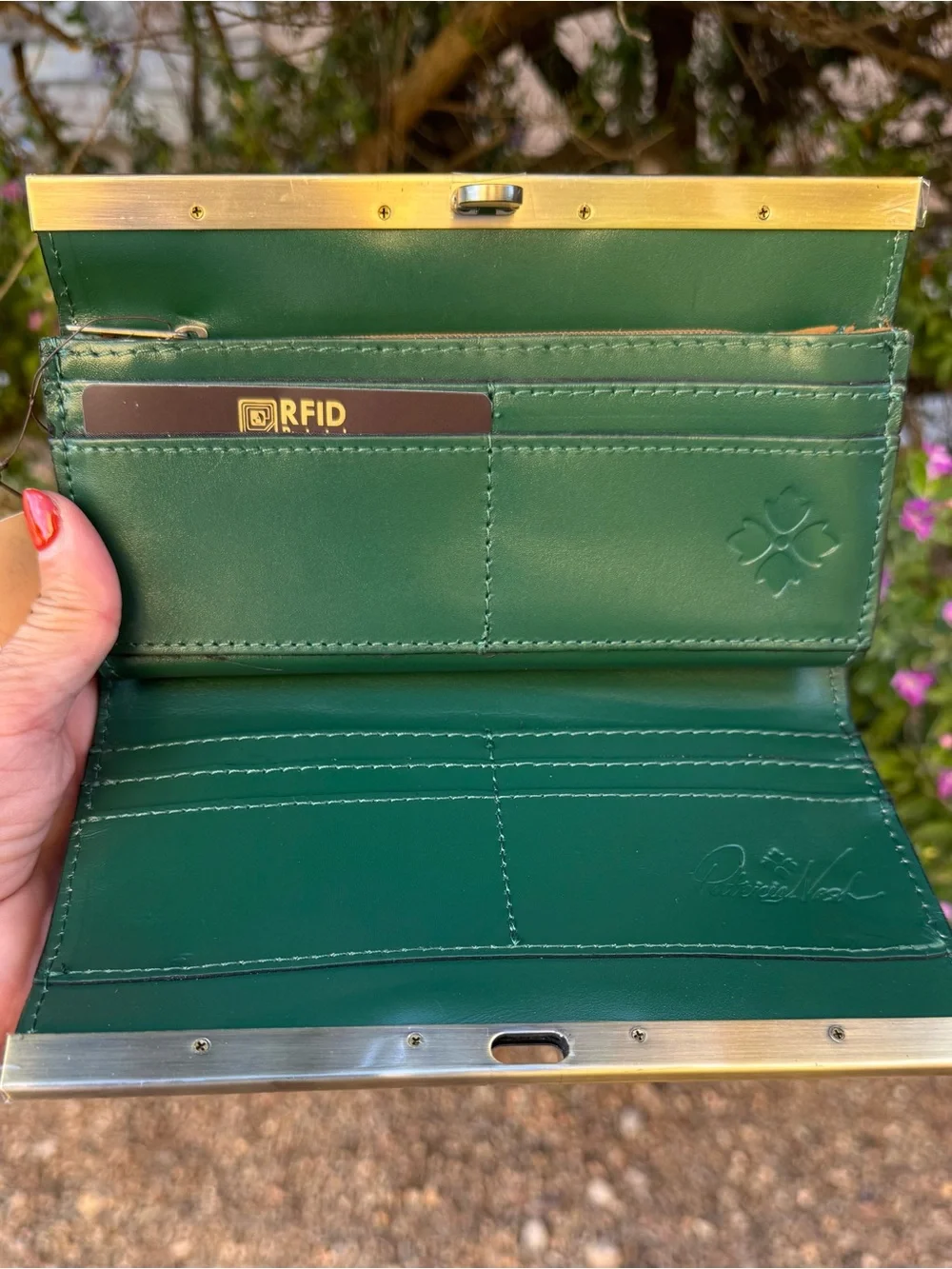 NWT Patricia Nash Emerald Green Floral Embossed Leather Cauchy Wallet